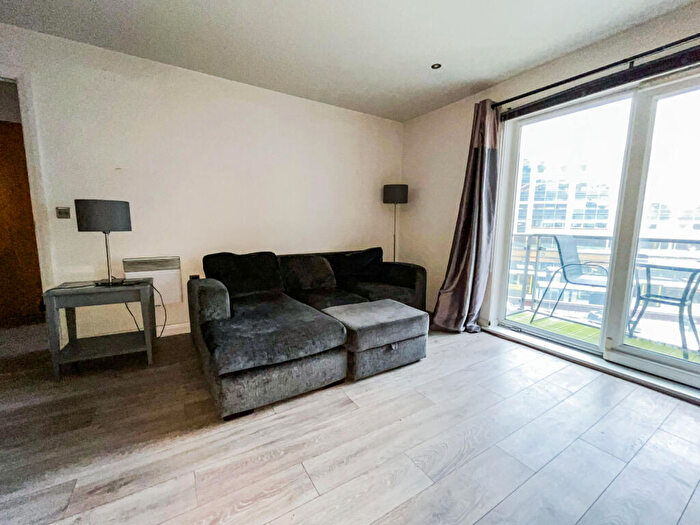2 Bedroom Apartment For Sale In Taylorson Street South, Salford, Greater Manchester, M5