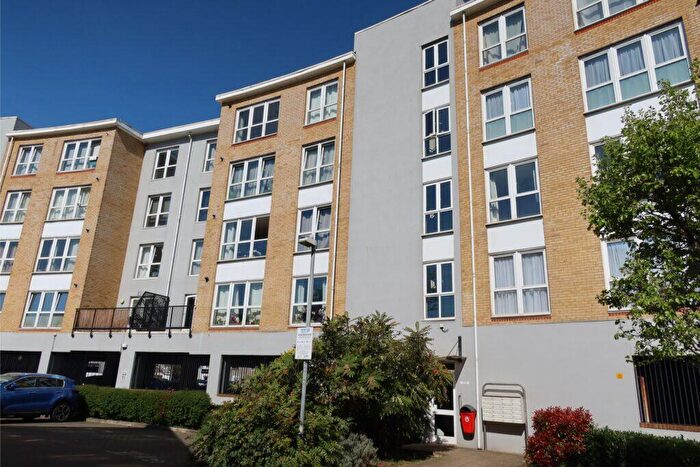 2 Bedroom Apartment To Rent In Fisgard Court, DA12