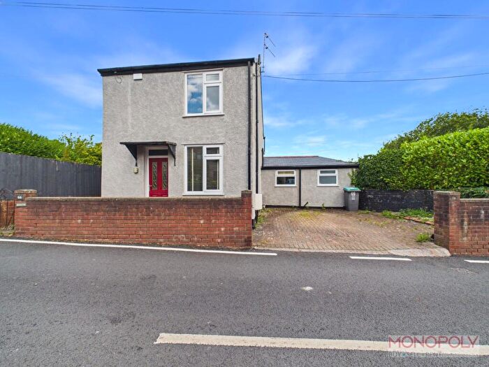 2 Bedroom Detached House For Sale In Stryt Issa, Pen-Y-Cae, LL14