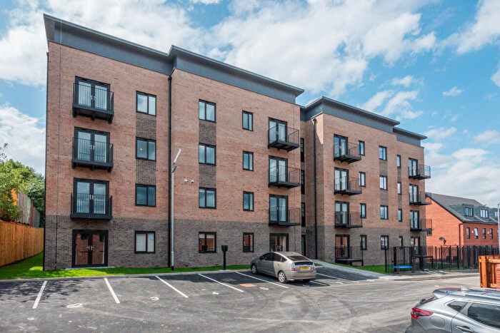 2 Bedroom Apartment To Rent In Barnabas Drive, Salford, M6