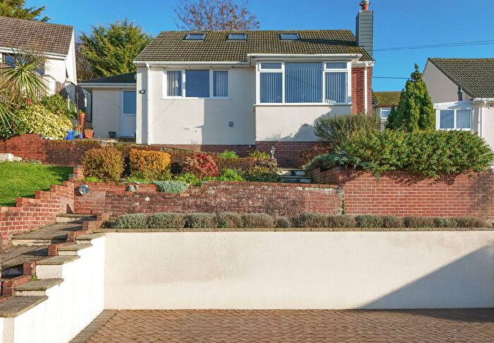 4 Bedroom Detached House For Sale In Broadpark Road, Paignton, TQ3