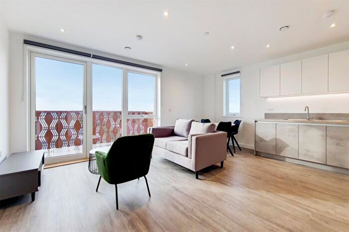1 Bedroom Apartment To Rent In Fresh Wharf Road, Barking, Essex, IG11