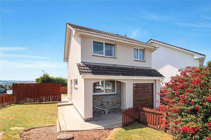 3 Bedroom Detached House For Sale In Britten Drive, Barnstaple, Devon, EX32