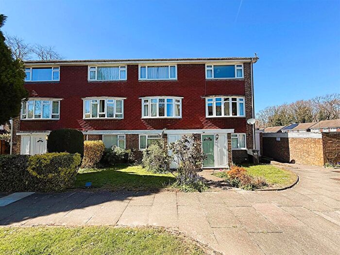 2 Bedroom Maisonette For Sale In Clareville Road, Orpington, BR5