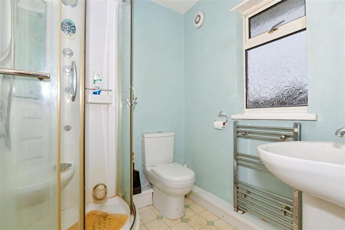 3 Bedroom Terraced House For Sale In Drage Road, East Peckham, Tonbridge, Kent, TN12