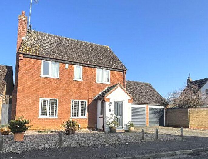 4 Bedroom Detached House For Sale In Chatsfield: Werrington, PE4