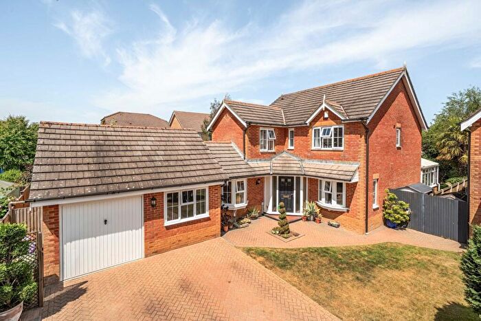 4 Bedroom Detached House For Sale In Heron Forstal Avenue, Hawkinge, CT18