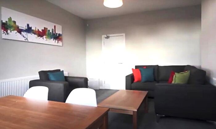 1 Bedroom Flat To Rent In Eccles Old Road, Salford, M6