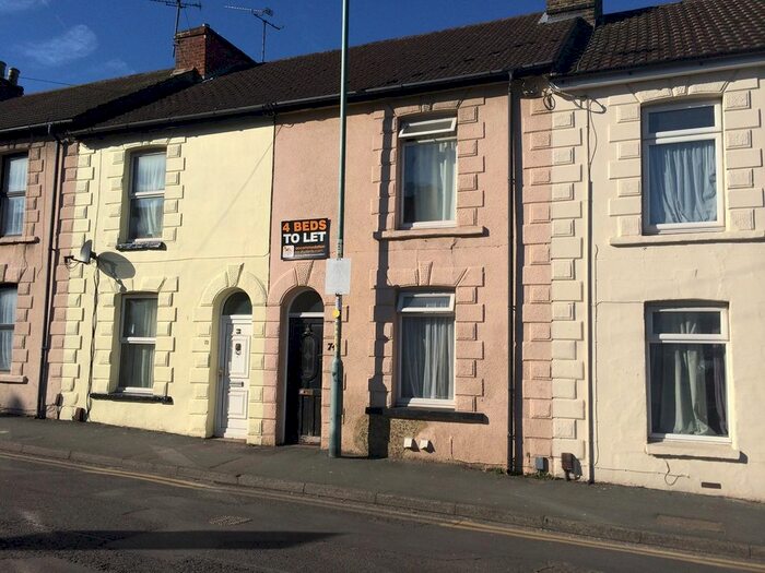 4 Bedroom Terraced House To Rent In Richmond Road, Gillingham, Gillingham, ME7