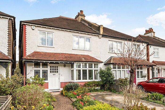 3 Bedroom Semi Detached House For Sale In Court Lane, Dulwich, London, SE21