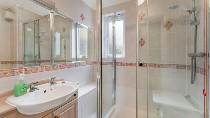 1 Bedroom Apartment For Sale In Horn Cross Road, Plymouth, PL9