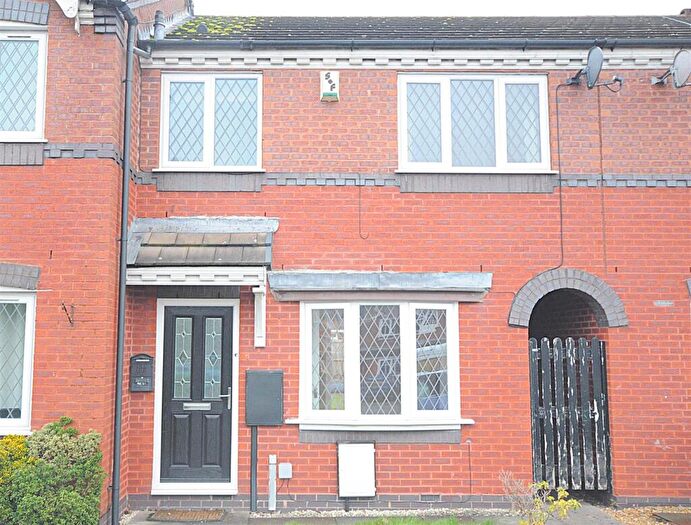 3 Bedroom Town House To Rent In Saxifrage Drive, Stone, ST15