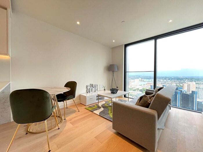 1 Bedroom Apartment To Rent In Marsh Wall, London, E14