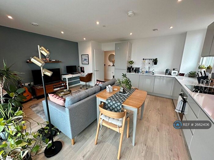 2 Bedroom Flat To Rent In Kitson House, London, E3