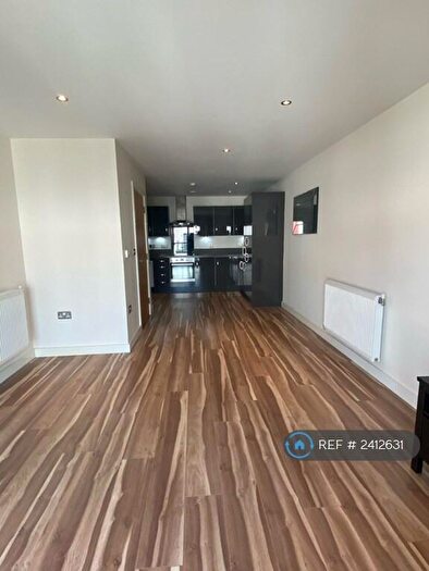 2 Bedroom Flat To Rent In Crown Drive, Romford, RM7