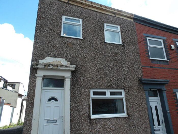 2 Bedroom House To Rent In Bicknell Street, BB2