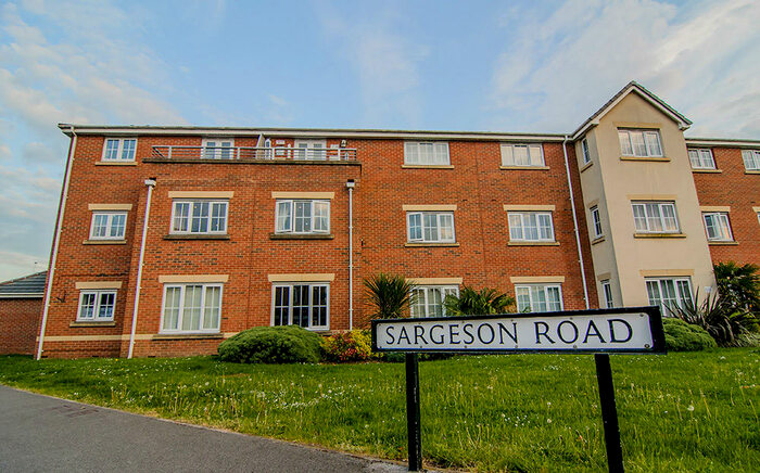 2 Bedroom Flat To Rent In Sargeson Road, Armthorpe, Doncaster, DN3