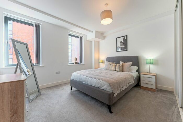 2 Bedroom Flat To Rent In Carver House, Jewellery Quarter, B1