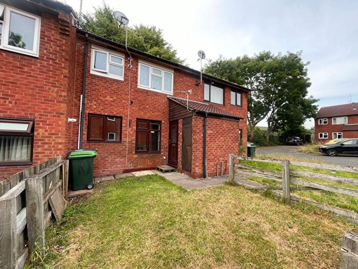 1 Bedroom Flat To Rent In Harrowby Drive, Tipton, DY4