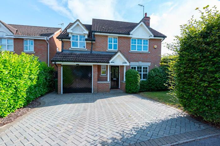 4 Bedroom Detached House To Rent In Camberley, GU15