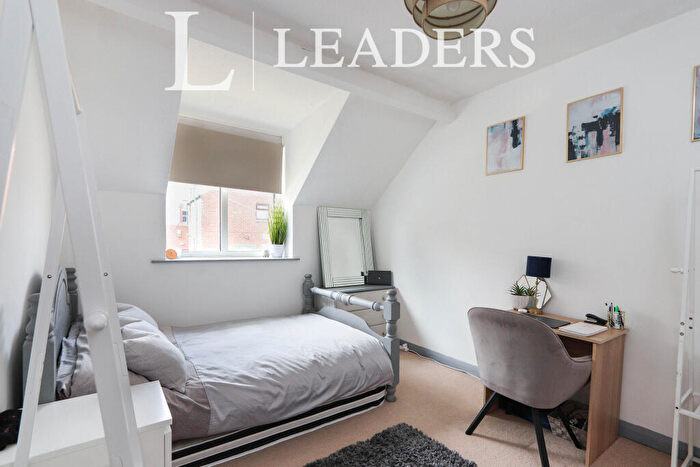 2 Bedroom Apartment To Rent In St. Marks Court, Hibberd Place, S6