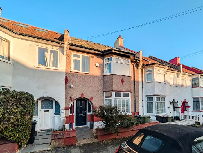 4 Bedroom Terraced House To Rent In Lavengro Road, London, SE27