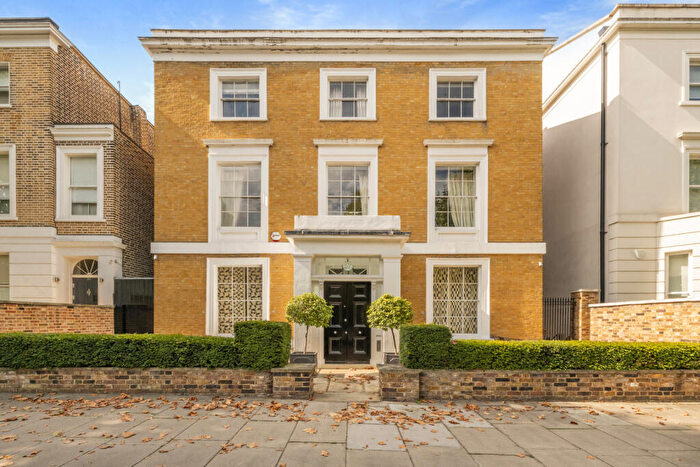 5 Bedroom Detached House To Rent In Hamilton Terrace, St John's Wood, NW8