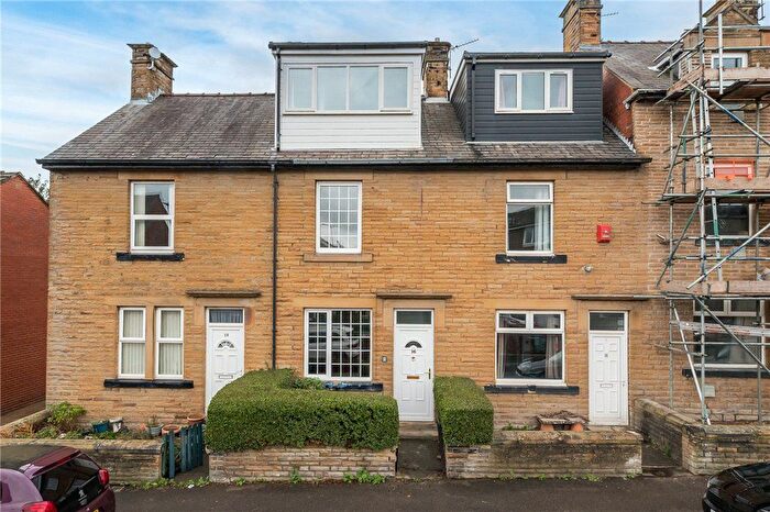 2 Bedroom Terraced House For Sale In Beech Street, Tingley, Wakefield, West Yorkshire, WF3