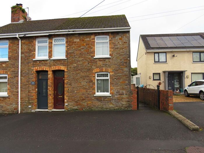 3 Bedroom End Of Terrace House For Sale In Heol Morlais, Kidwelly, SA17