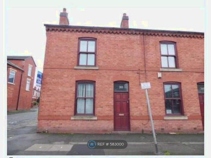 2 Bedroom Flat To Rent In Twist Lane, Leigh, WN7