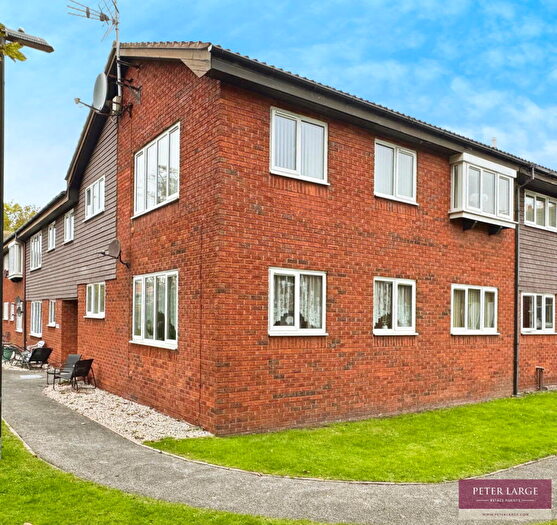 2 Bedroom Flat For Sale In Plastirion Court, Rhyl, Denbighshire, LL18