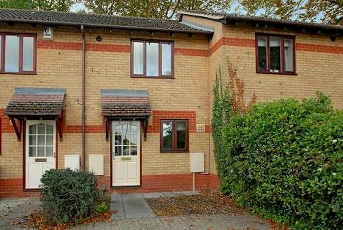 2 Bedroom Terraced House To Rent In The Beeches, Headington, OX3
