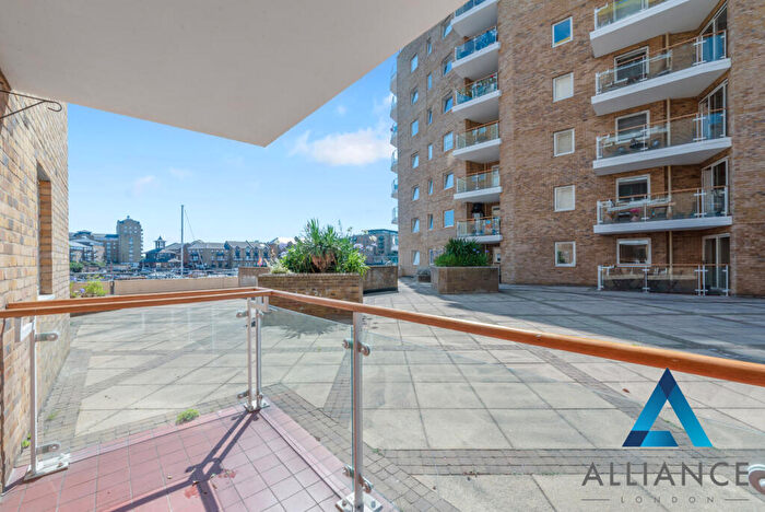 2 Bedroom Flat To Rent In Basin Approach, London, E14