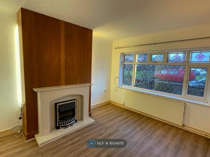 3 Bedroom Semi-Detached House To Rent In Liverpool Road, Great Sankey, Warrington, WA5