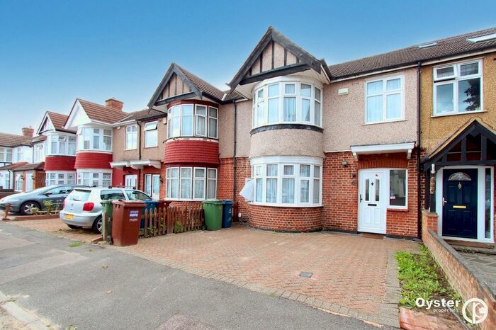 3 Bedroom Terraced House To Rent In Wykeham Road, Harrow, HA3