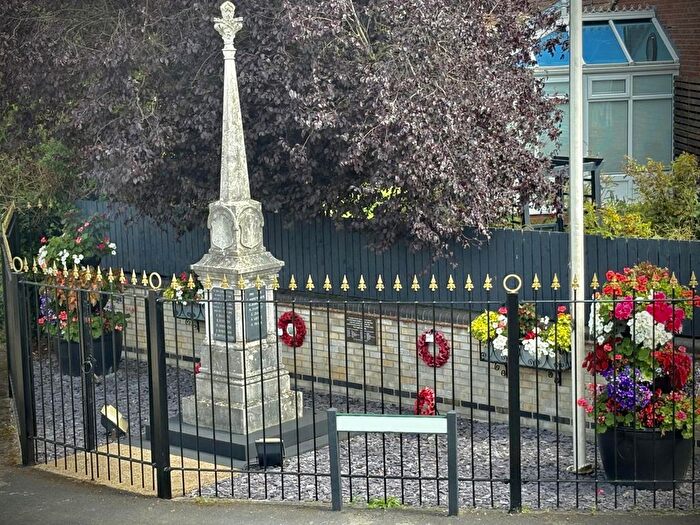 6 Bedroom Terraced House For Sale In High Street, Ulceby, DN39