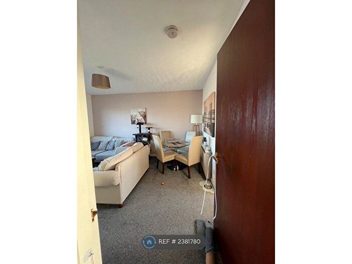1 Bedroom Flat To Rent In Longdales Avenue, Falkirk, FK2