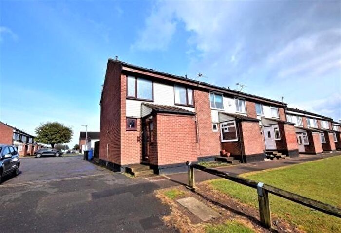 3 Bedroom End Of Terrace House To Rent In Stafford Place, Peterlee, SR8