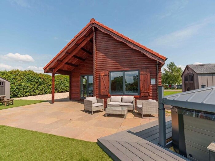 4 Bedroom Log Cabin For Sale In Misty Bay, Tattershall Lakes Country Park, Sleaford Road, LN4