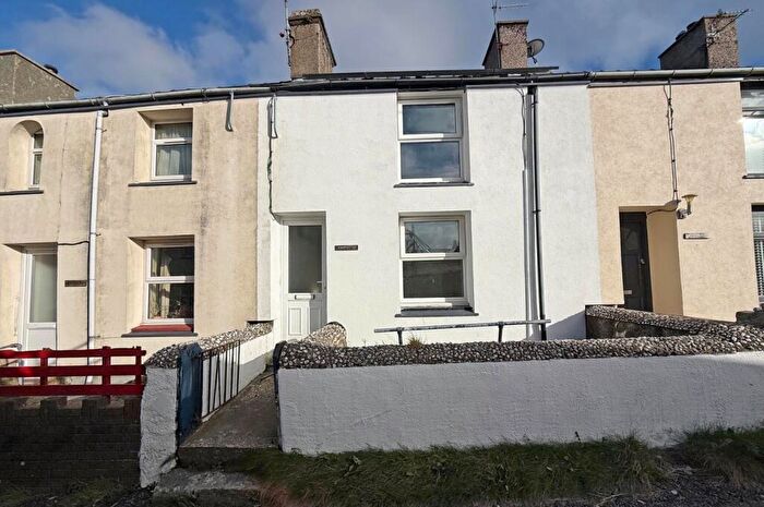 3 Bedroom Terraced House For Sale In Carmel, Caernarfon, Gwynedd, LL54