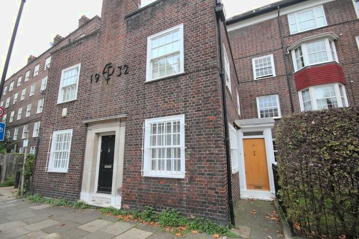 2 Bedroom Maisonette To Rent In Newburn Street, Kennington, London, SE11