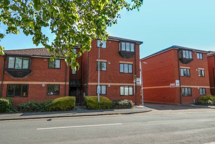 2 Bedroom Flat To Rent In Park Road, Hull, HU3