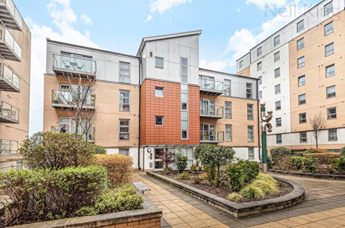 2 Bedroom Apartment To Rent In Lady Anne Court, Queen Mary Avenue, South Woodford, London, E18