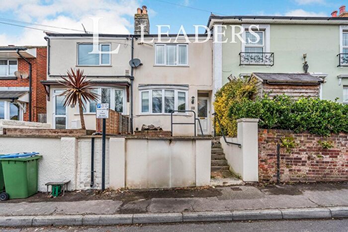 2 Bedroom End Of Terrace House To Rent In Saxon Road, Southampton, SO15