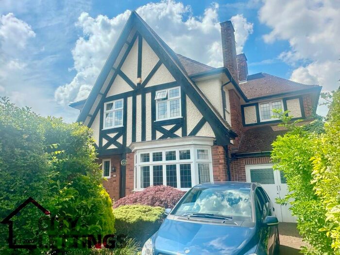 4 Bedroom Detached House To Rent In Windermere Road, Beeston, Nottingham, NG9