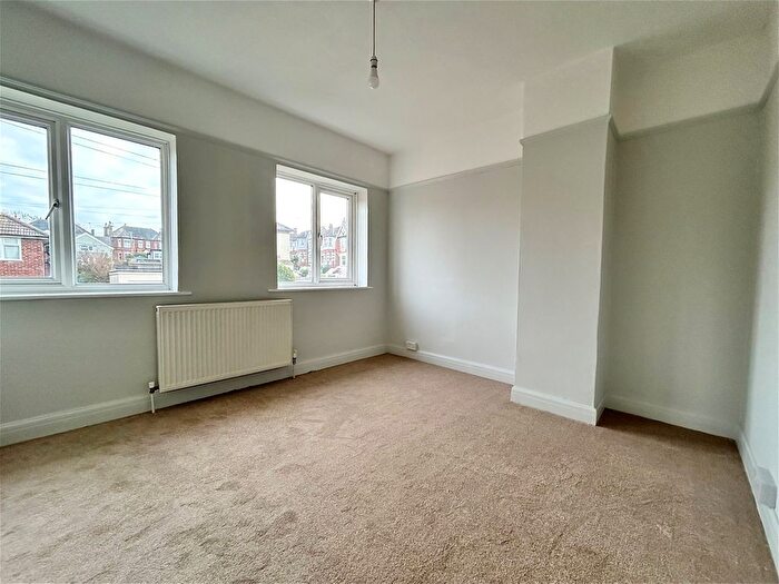 3 Bedroom Terraced House For Sale In Maberley Road, Bexhill On Sea, TN40