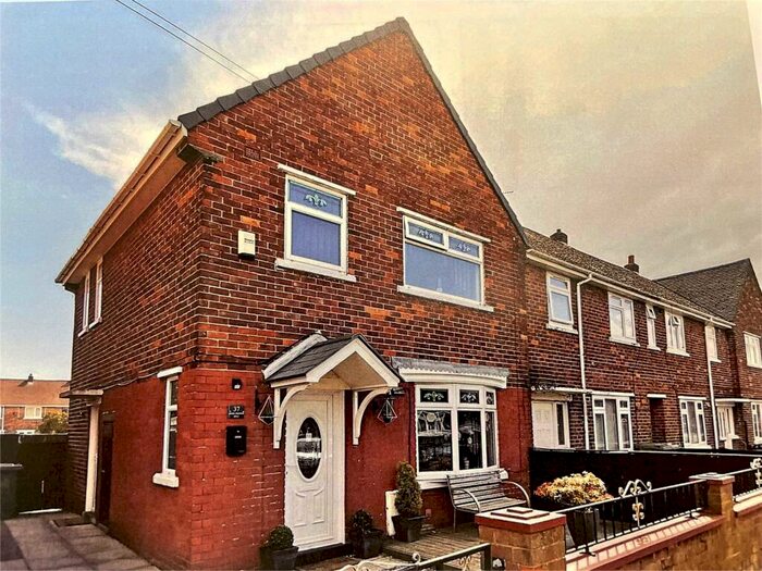 3 Bedroom Semi-Detached House To Rent In Queen Elizabeth Drive, Easington Lane, Houghton Le Spring, Tyne And Wear, DH5