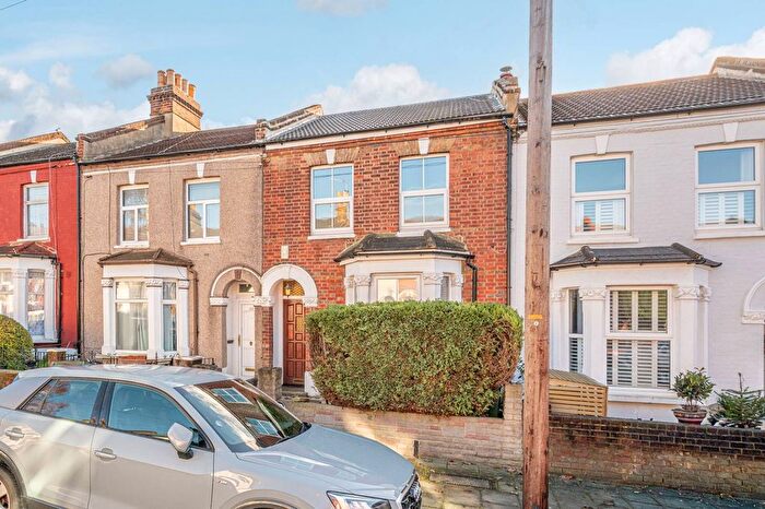 3 Bedroom End Terrace House To Rent In Ferrers Road, Streatham, London, SW16
