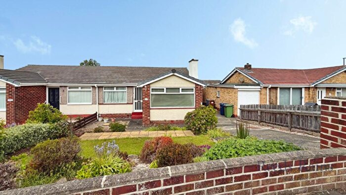 2 Bedroom Bungalow For Sale In Whitefield Crescent, Houghton-le-spring, Sunderland, DH4
