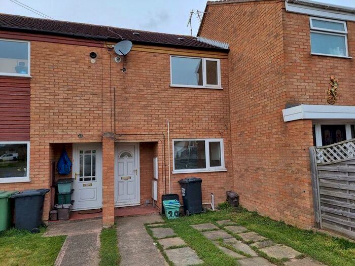 2 Bedroom House To Rent In Lower Meadow, Quedgeley, GL2